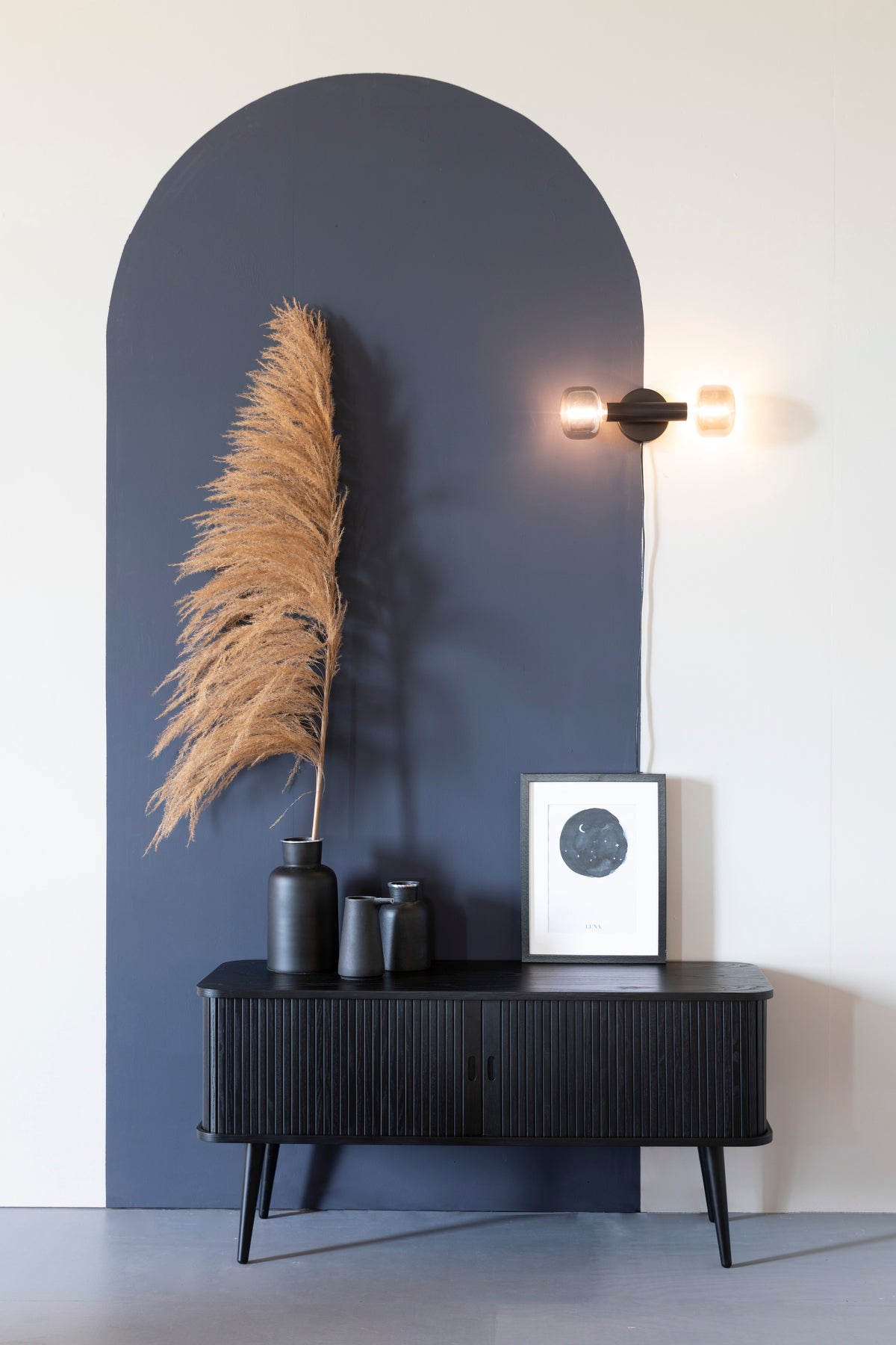 Barbier tolóajtós fa komód