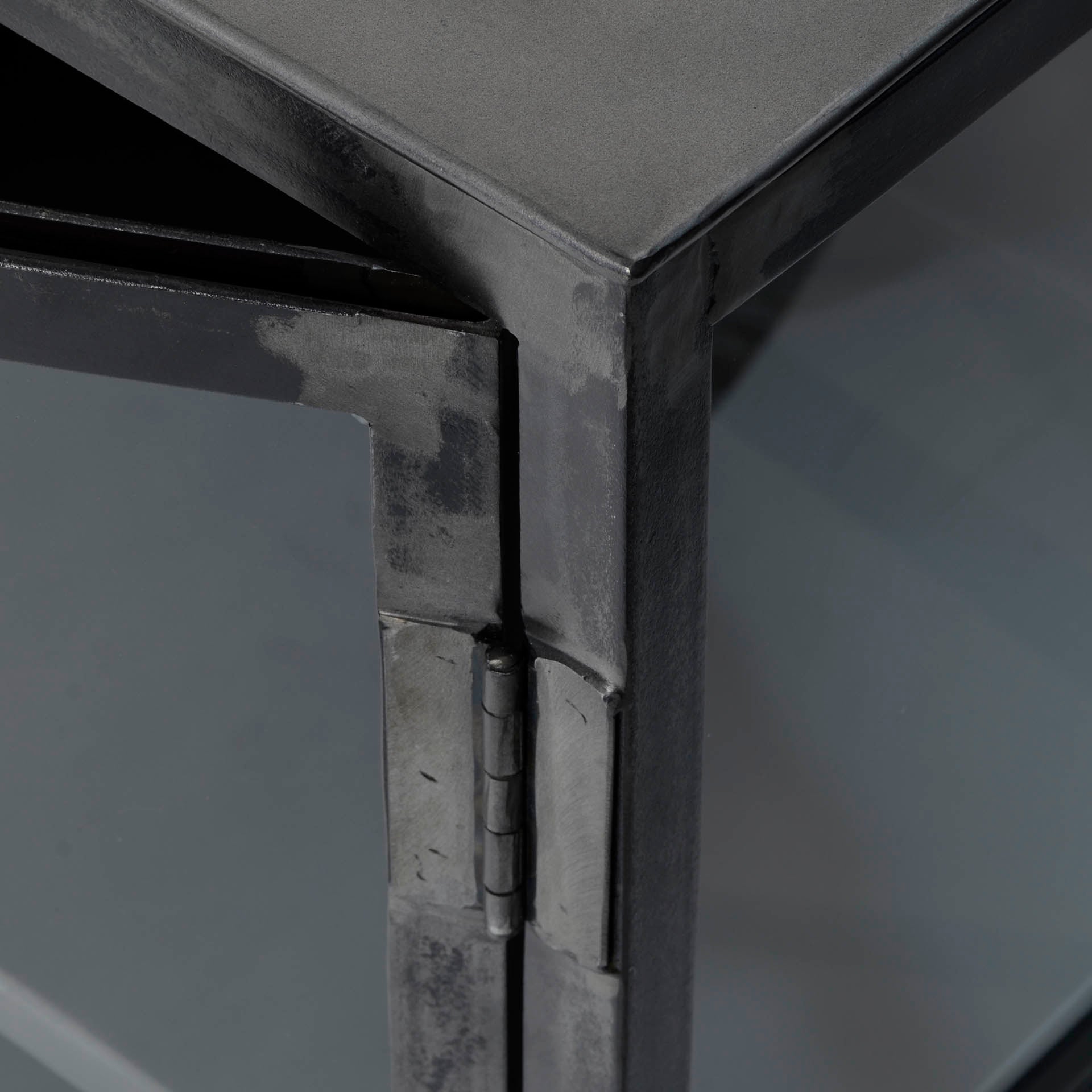 Zistra 162 fém kabinet