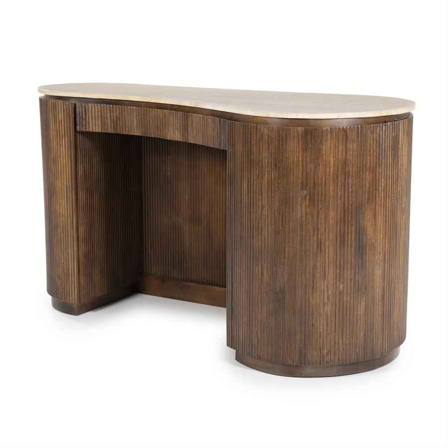 Desk Mari