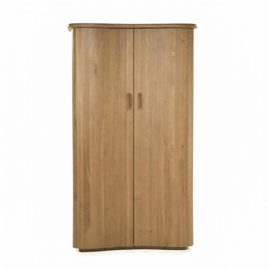 Cabinet Josh - brown