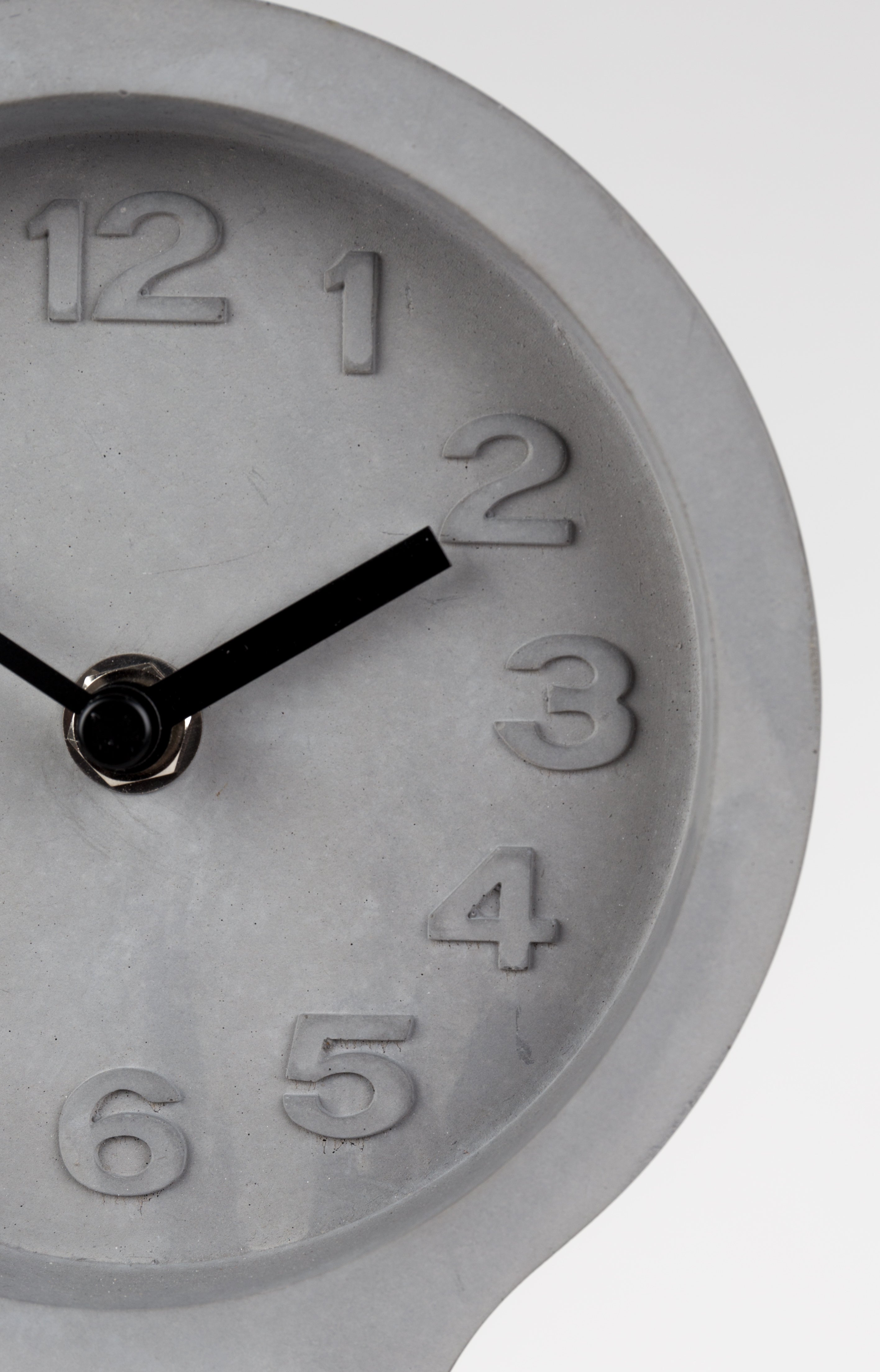 Pendulum time beton asztali óra