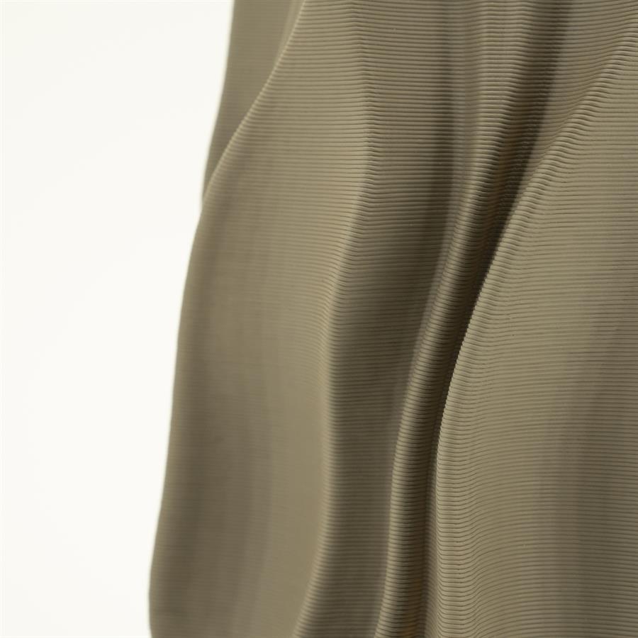 Nove large