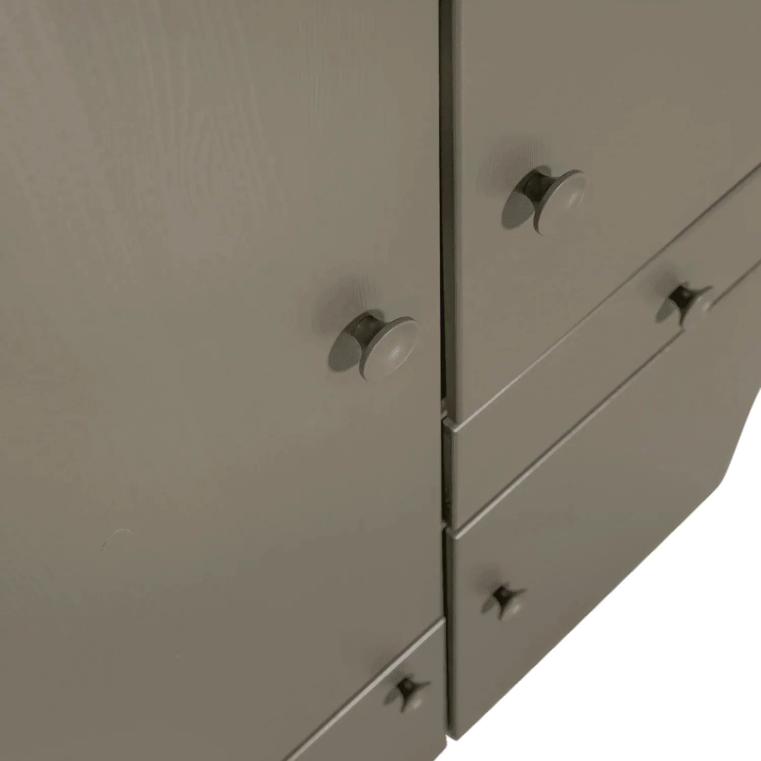 Alfie fa kabinet 107