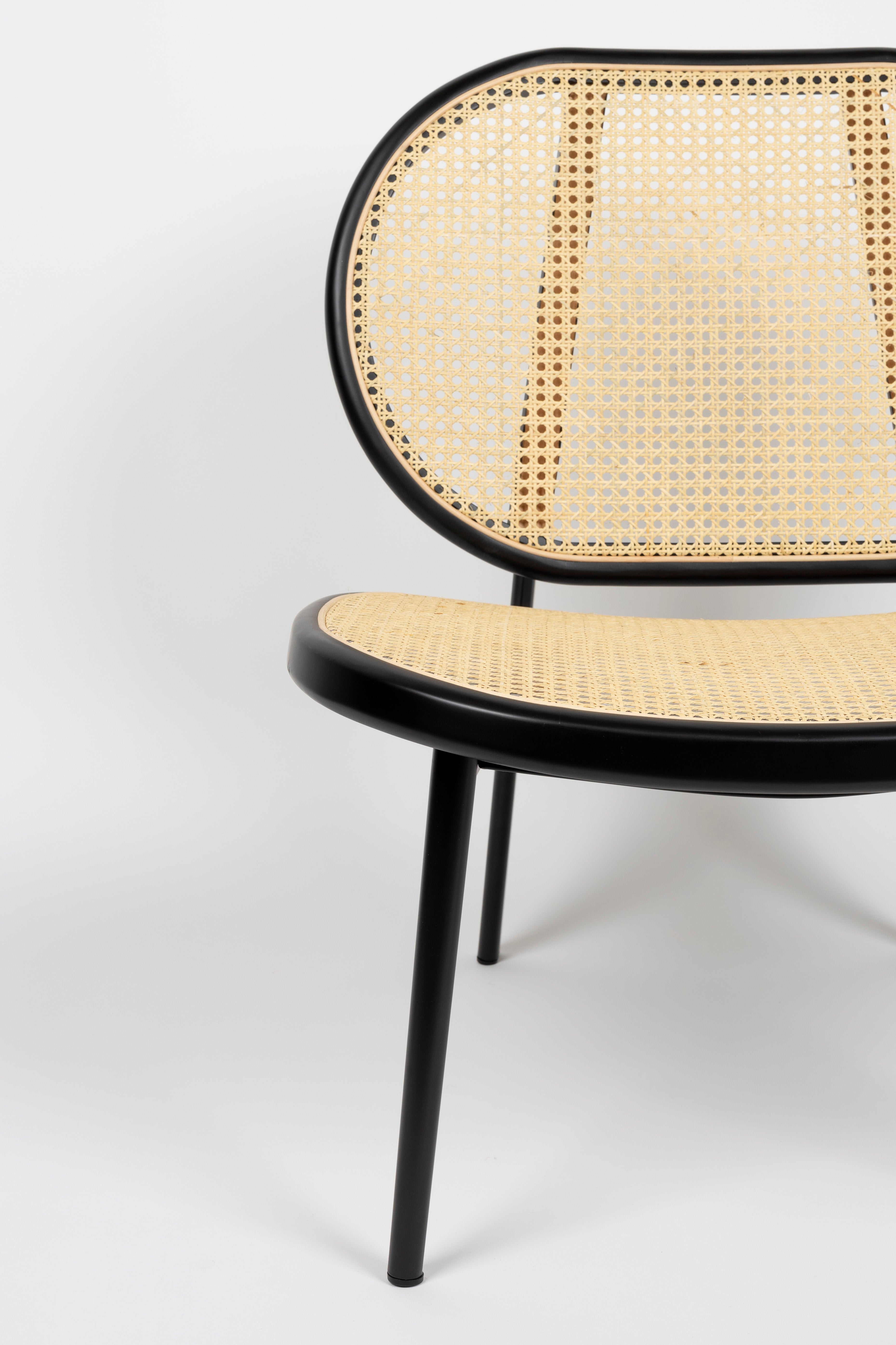 Spike all webbing rattan fotel