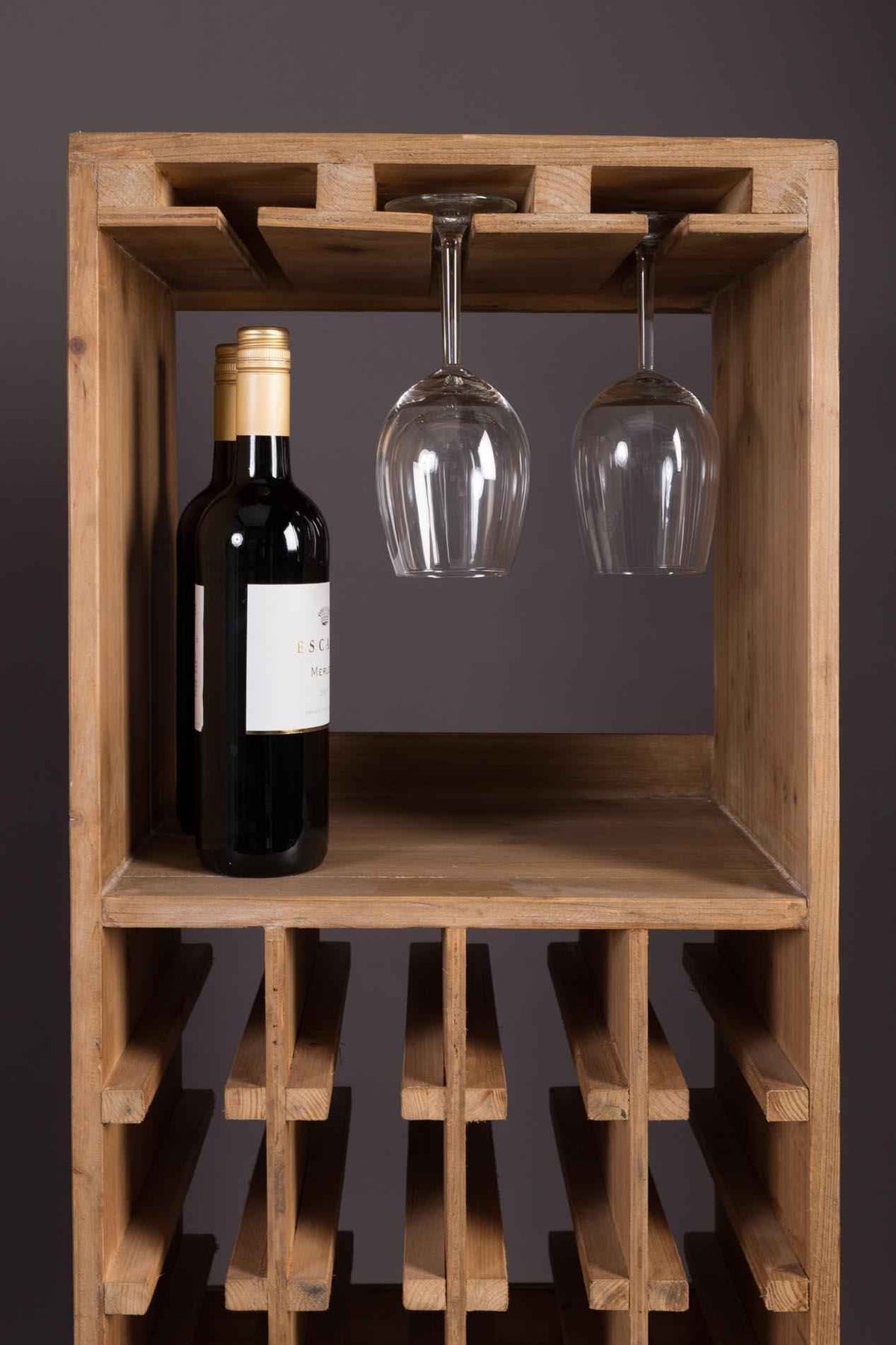 Claude fa kabinet