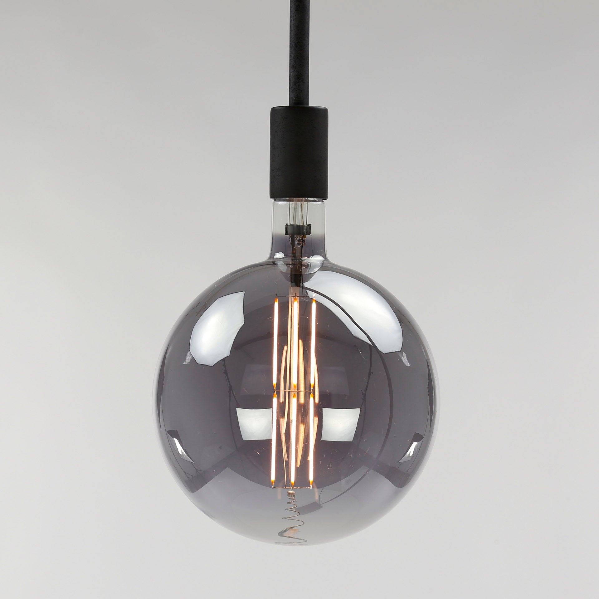 Zistra 561 izzó, LED E27