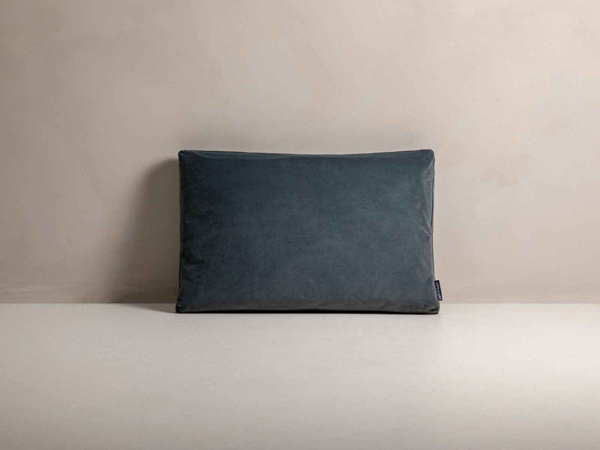Csíkos kordbársony díszpárna